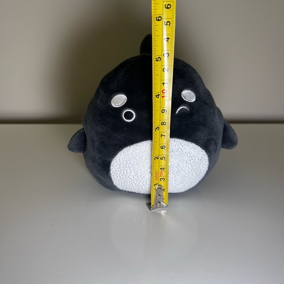 Kai Whale Squishmallows from box set - Picture 7 of 8